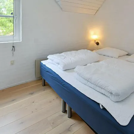 10 Person Holiday In N Rre Nebel *